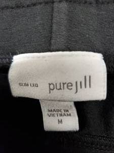 lot 123 image: Pure Jill Slim Leg Stretch Capri Pants Medium