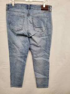 lot 130 image: Lauren Ralph Lauren White Wash Denim Pants Size 12