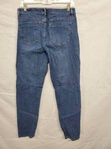 lot 132 image: J. Jill Weekender Straight Leg Blue Denim Pants Size 10
