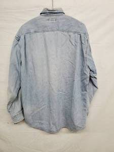 lot 52 image: Banana Republic Mens Jean Shirt XL