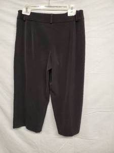 lot 59 image: White House Black Market Belted Black Wide Leg Capri Pant Size 8