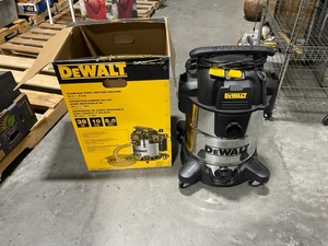 DeWalt 10 Gallon Shop Vac