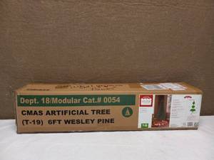 lot 21 image: HOLIDAY TIME 6 FOOT NON LIT WESLEY PINE CHRISTMAS TREE