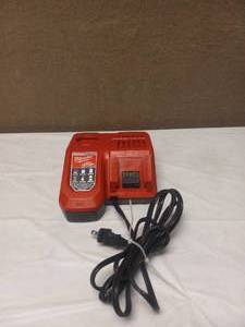 lot 69 image: MILWAUKEE TOOL  M18 & M12 SUPER CHARGER