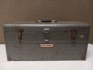 lot 70 image: CRAFTSMAN 6500 TOOLBOX WITH TOOLS