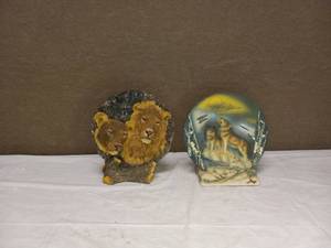 lot 90 image: LION & WOLF DECOR