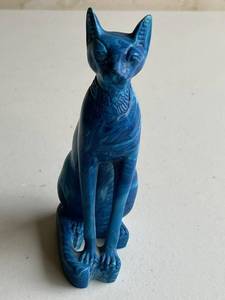 Exotic Carved Blue & White Cat Figure 6