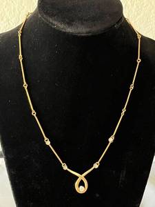 14K Gold Necklace (9.3 grams of total weight)