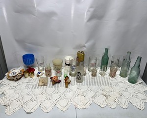 lot 66 image: Bar Glassware