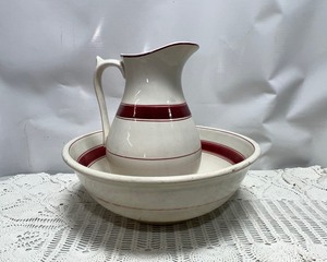 lot 194 image: Pitcher & Bowl