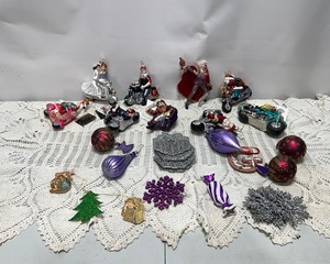 lot 206 image: Christmas Ornaments