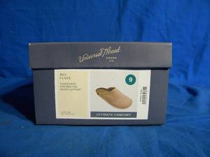 Brand New      Universal threads Bev Flats Ultimate Combo Shoes Ladies Size 9