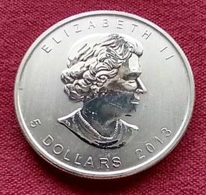 2013 1 oz. Silver Canadian Maple