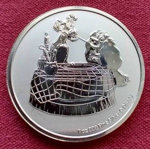 2022 Niue Lady and the Tramp 1 oz. Silver Coin
