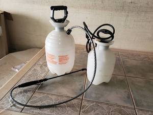 lot 53 image: 2 Sprayers