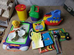 lot 97 image: Lot of Childrens Toys