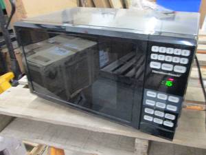 Hamilton Beach Microwave used, powe...