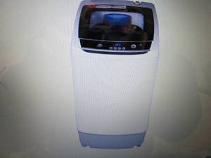 BLACKDECKER 0.9 Cu. Ft. Portable W...