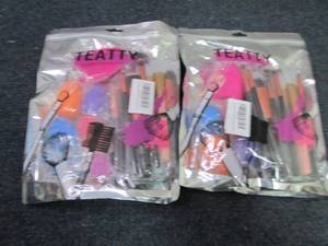 2 Sets Makeup Brushes...