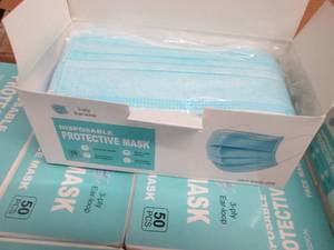 Case of 2000 3ply Ear Loop Disposab...