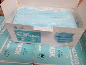 Case of 2000 3ply Ear Loop Disposab...