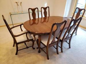 Formal Dining Room Table By Ethan Allen