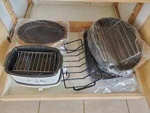 Shelf Of Kitchen Cabinet Contents