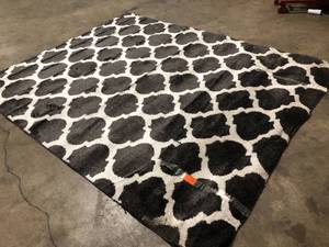 lot 8 image: StyleWell Seyward Grey 8 ft. x 10 ft. Trellis Shag Area Rug review pictures