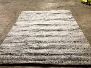 lot 21 image: Shag Area Rug 710 x 910 review pictures
