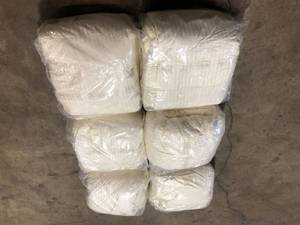 lot 32 image: Lot of New Ivory Twin Comforters 100% Cotton Review Pictures