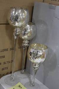 lot 732 image: Lot of (2) GoldSilver Tea Light Candle Holder Trio Sets