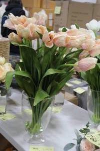 lot 765 image: 34 Pink Faux Tulip Arrangement Dcor with Vase