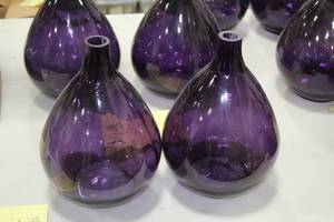 lot 777 image: Lot of (2) 10 Purple Glass Vases