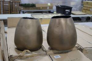 lot 1196 image: Lot of (2) Accent Dcor 8 Bronze Vases