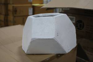lot 1097 image: Lot of (4) 8 White Ceramic Vases