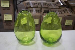 lot 1142 image: Lot of (2) Accent Dcor 11 Green Glass Vases