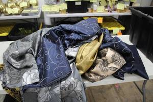 lot 1306 image: Lot of (6) Table Cloths