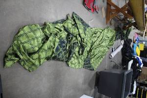 lot 1332 image: Green Pattern Cloth