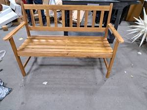 lot 534 image: Wooden Bench