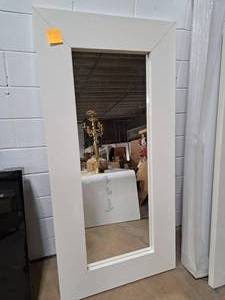 lot 448 image: Mirrored Frame