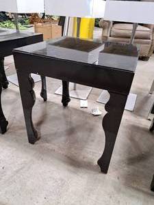 lot 492 image: 20 Black Side Table