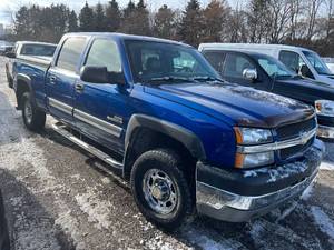 2004 Chevrolet Silverado 2500HD Duramax 4x4...LOW MILES