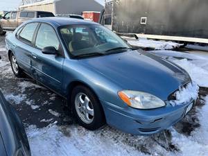 2005 Ford Taurus SE