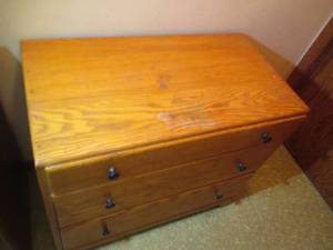 Well made Vintage Low-boy (3) drawe...