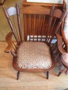 Vintage wooden Windsor-style barrel...