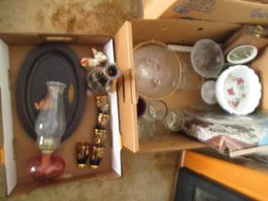 Lot of assorted vintage glassware, ...