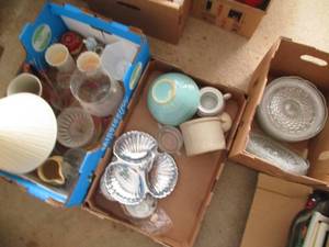 (3) boxes with a variety of Vintage...