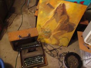 Antique typewriter In its own hards...