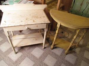 White entry table with drawer and l...