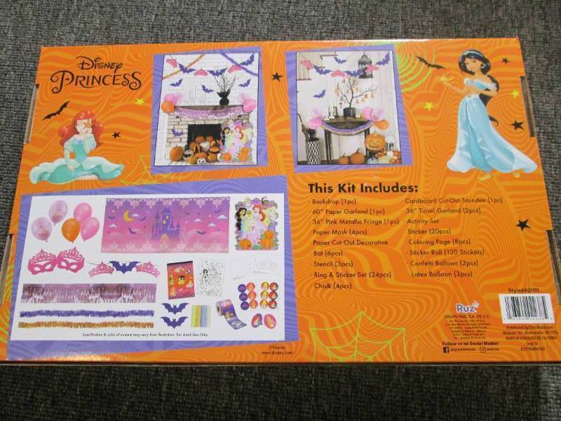 new disney princess 200pc trunk or ...
